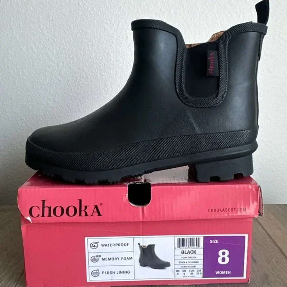 Chooka Plush Chelsea Rain Boot Women's Size 8 Black Waterproof Memory Foam